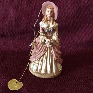 💥SALE 2/$30💥 Vintage Ornament Louis Nichole Miniature Victorian Figurine